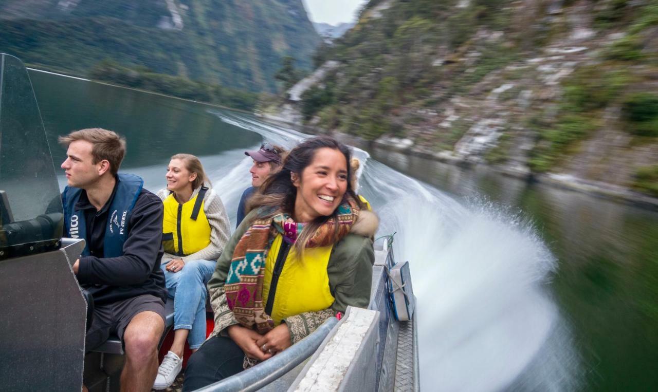 Milford Sound Overnight Cruise - Fiordland Discovery Exterior photo